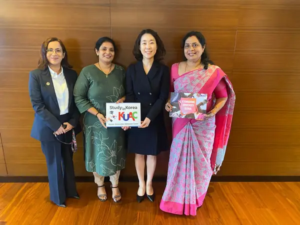 Campus One team with international university partners — photo 31